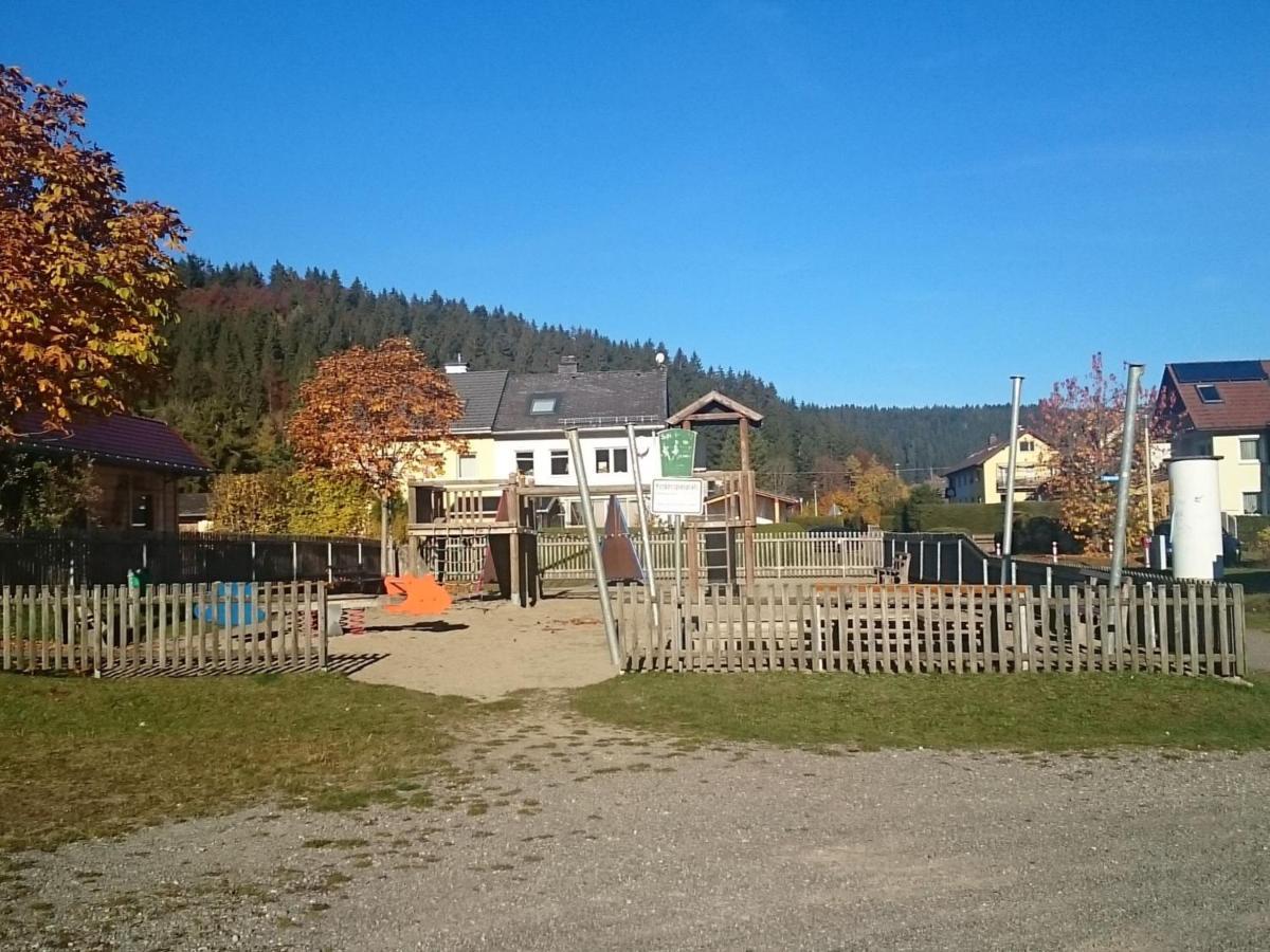 דירות Fewo Cheny In Titisee מראה חיצוני תמונה